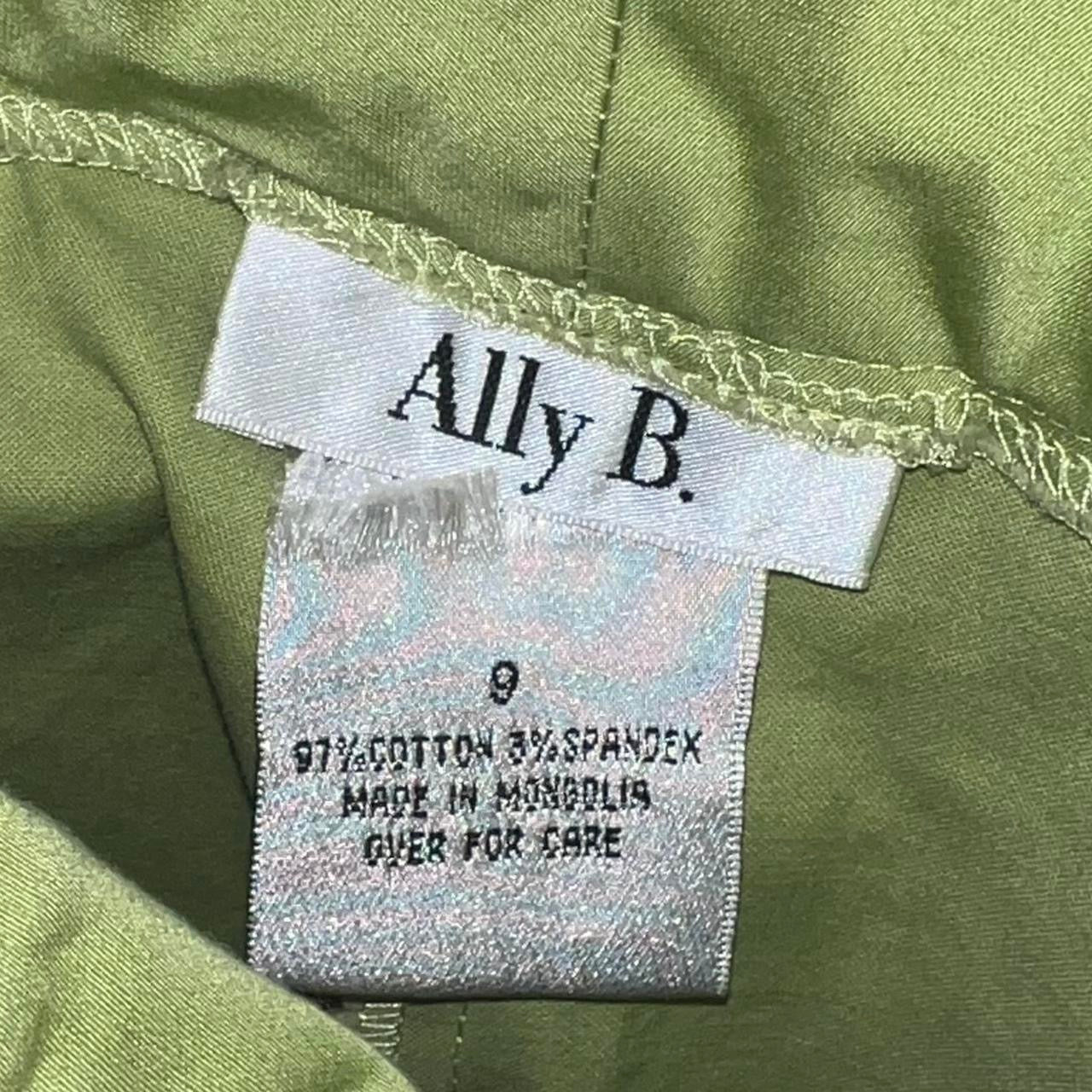 Green Wide Leg Capri Pants