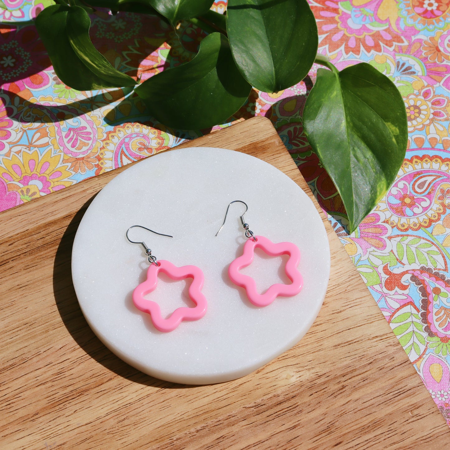 Groovy Star Dangly Earrings