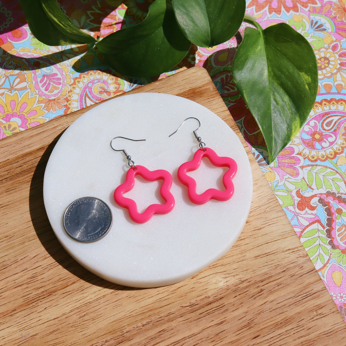 Groovy Star Dangly Earrings