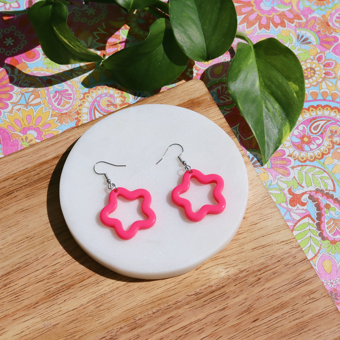 Groovy Star Dangly Earrings