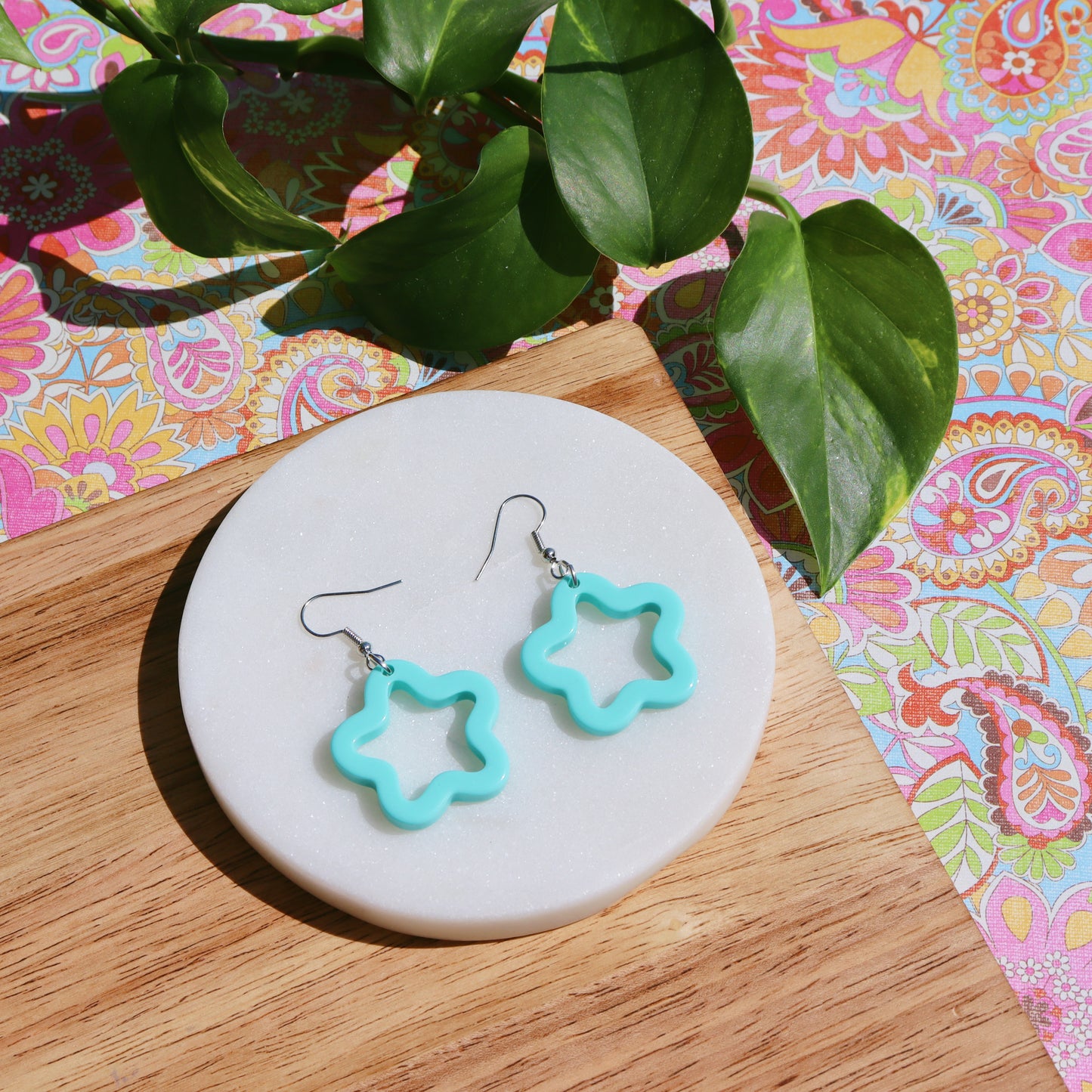 Groovy Star Dangly Earrings