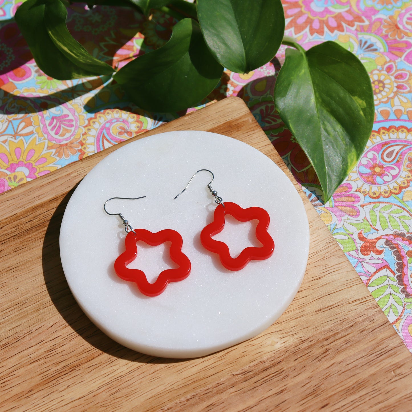 Groovy Star Dangly Earrings